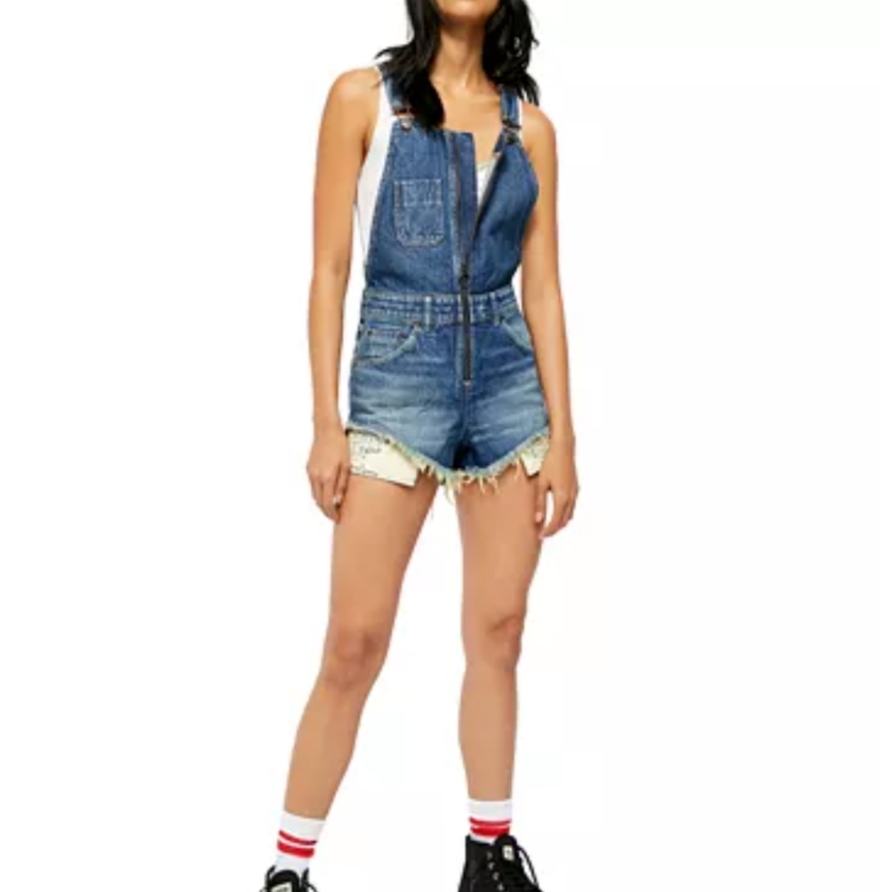 NWT - FREE PEOPLE Sunkissed Shortalls